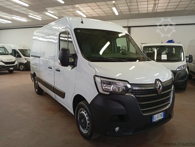 Duba panelată Renault Master T35
