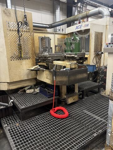 Horizontal machining center DAEWOO ACE-H500