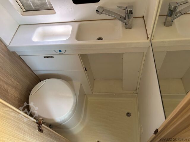 Caravan/camper Fiat Weinsberg Carabus 600 K 4 Posti Letto | Completamente Attrezzato