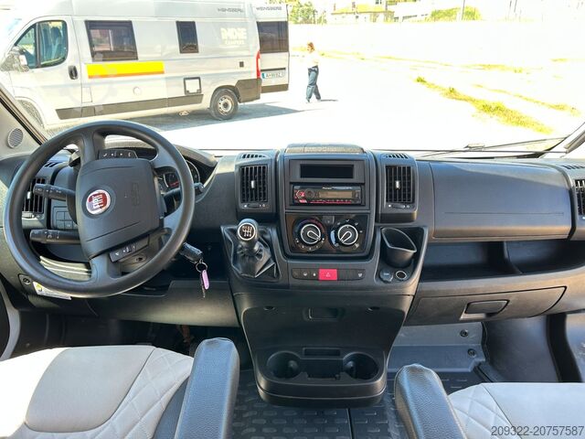 Caravan/camper Fiat Weinsberg Carabus 600 K 4 Posti Letto | Completamente Attrezzato