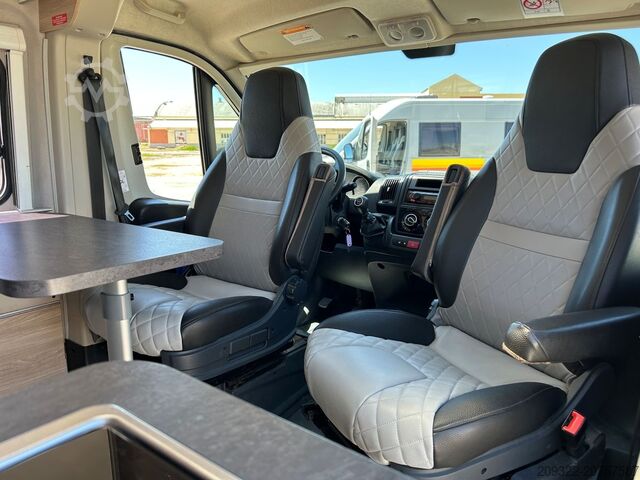 Caravan/camper Fiat Weinsberg Carabus 600 K 4 Posti Letto | Completamente Attrezzato
