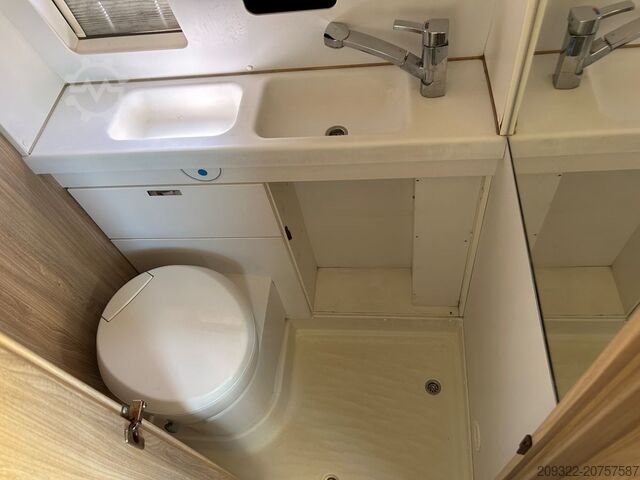 Caravan/camper Fiat Weinsberg Carabus 600 K 4 Posti Letto | Completamente Attrezzato