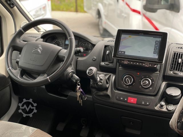 Autocaravana PÖSSL Roadcruiser (B) *Heavyfahrwerk**1.Hand-wenig KM*