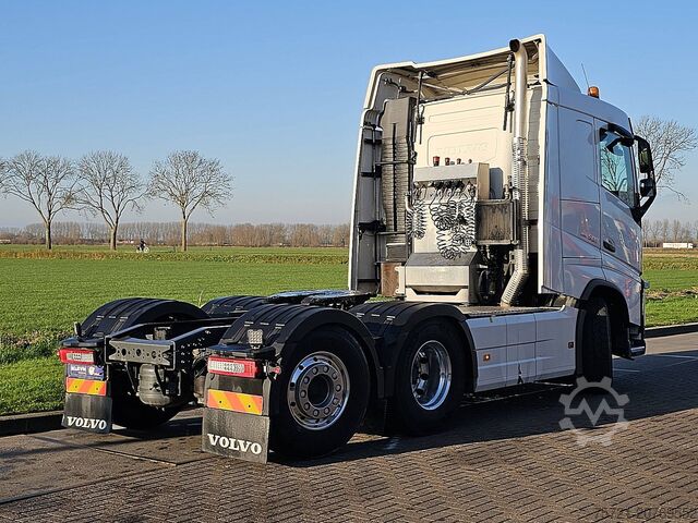 Standard-SZM VOLVO FH 500 6X2 STEERED PTO+HYDR