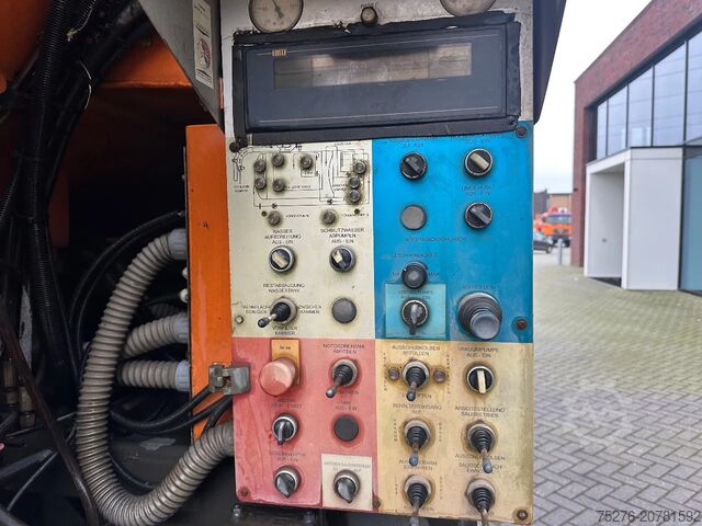 Suction vehicle Mercedes-Benz Actros 3340 6x6 Kanalreinigung + Wasserruckgewi...