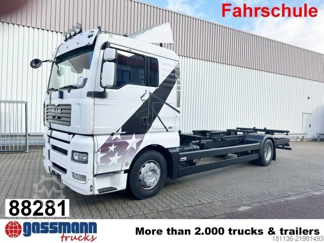 Ladbil med udskifteligt lad MAN TGA 18.350 4x2 LL, Fahrschulausstattung