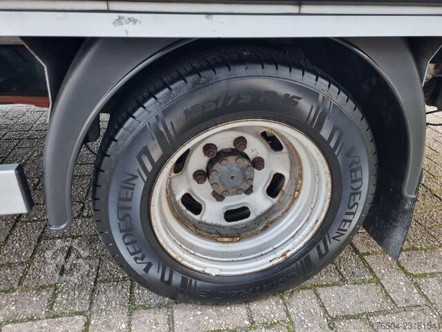 Iveco Daily 35C11 Bakwagen Laadklep 22m3 2.48 hoog Iveco Daily 35C11 Bakwagen Laadklep 22m3 2.48 hoog