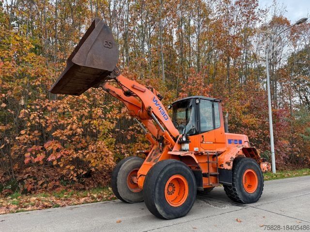 Wiellader HITACHI W130 Radlader