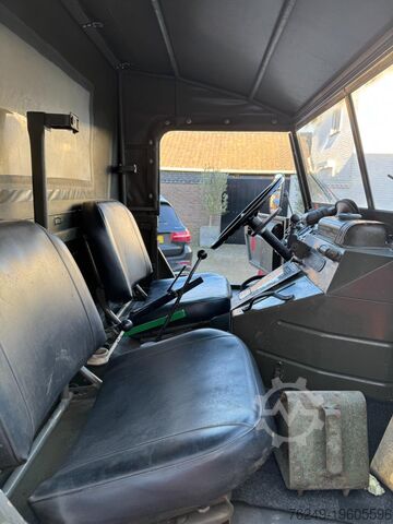 Unimog Mercedes-Benz 404s camping-car Unimog Mercedes-Benz 404s Camper