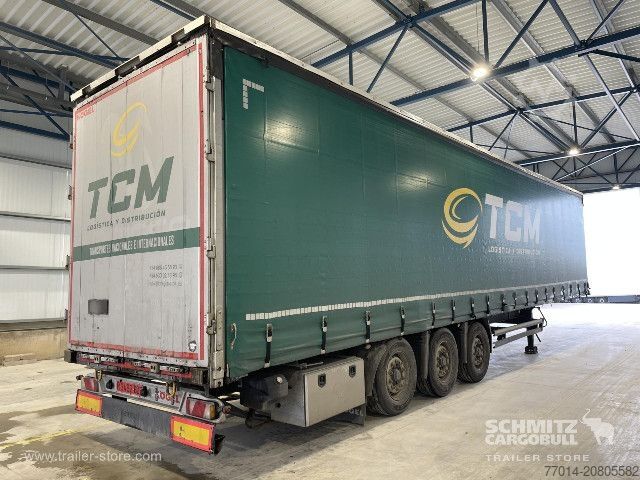 Nyitott ponyvás félpótkocsi Kögel Curtainsider Standard