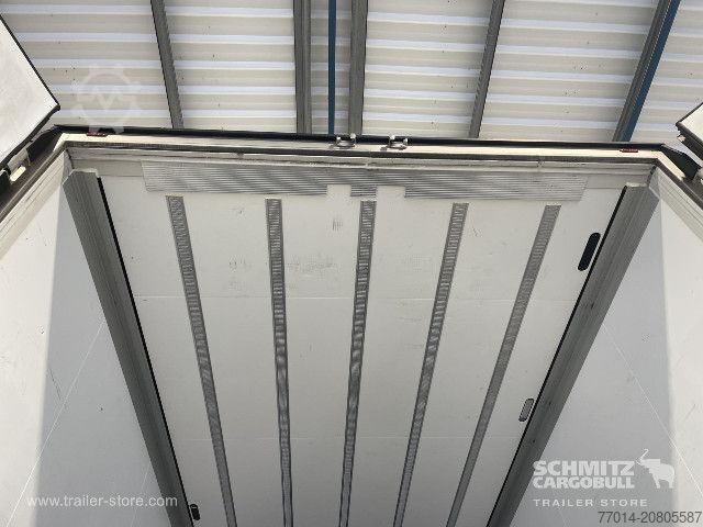 Hűtő félpótkocsi Schmitz Cargobull Reefer Standard
