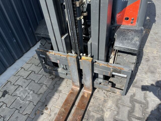 LPG vysokozdvižné vozíky Linde H25T-02
