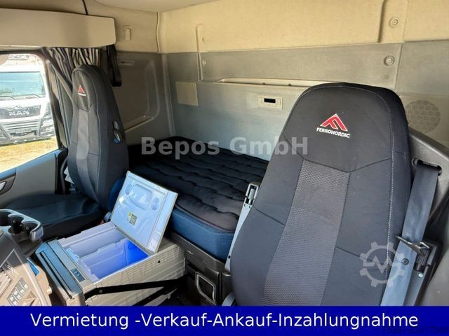 Standardowy ciągnik siodłowy VOLVO FH 500 - Euro 6-ACC-I-Shift-I-Park cool
