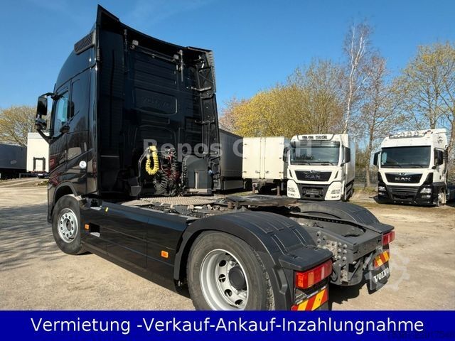 Standardowy ciągnik siodłowy VOLVO FH 500 - Euro 6-ACC-I-Shift-I-Park cool
