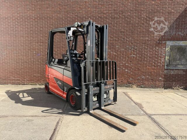 Elektrikli 4 tekerlekli forklift Linde E25HL-01/600