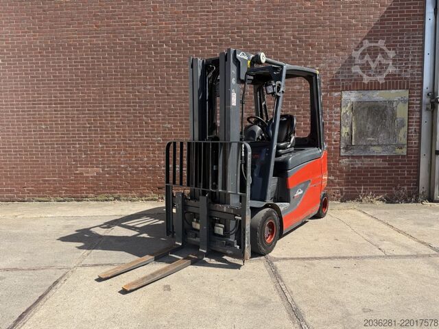 Elektrikli 4 tekerlekli forklift Linde E25HL-01/600