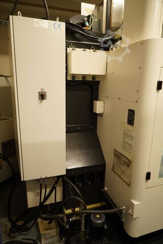 Centre d'usinage vertical Mikron VCE 1000 Pro