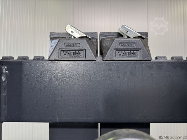 L 20 as (1173) NEW / Unused !! (1.2 T @ 1000 MM !! ) LINDE L 20 as  ( 1173 ) NEW / Unused !!  ( 1.2 T @ 1000 MM !! )