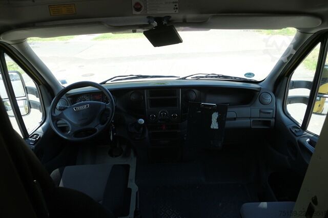 Fourgon tôlé iveco Daily 35 S11 C30C AUTOMATIK KAMERA Regale LUFT DURCHGANG EURO-5 CoC