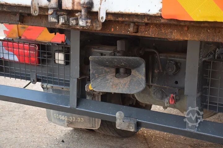 Crane truck MAN TGM 18.240