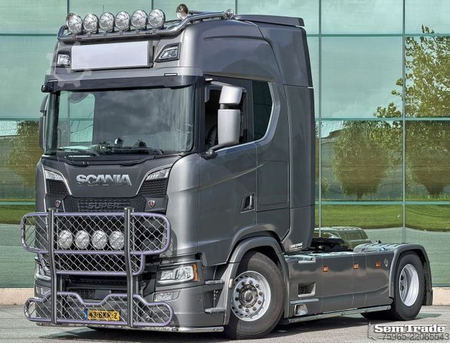 Standaard trekker SCANIA S650 V8 NGS KING RETARDER FULL OPTIONS 2X TANKS