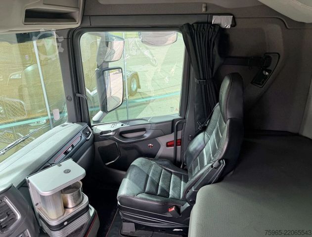 Standaard trekker SCANIA S650 V8 NGS KING RETARDER FULL OPTIONS 2X TANKS