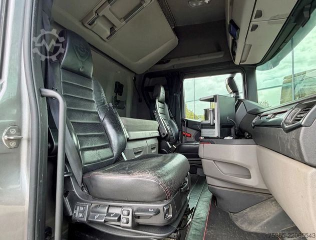 Standaard trekker SCANIA S650 V8 NGS KING RETARDER FULL OPTIONS 2X TANKS