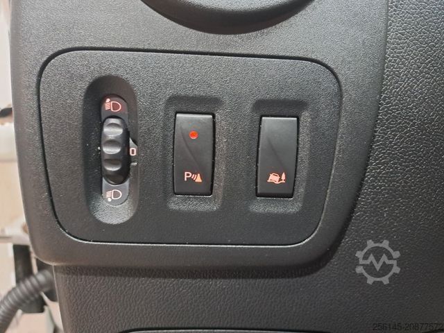 High top van OPEL Movano DoKa 6Sitze 3,5 AHK NaviKlimaTüvServicNeu