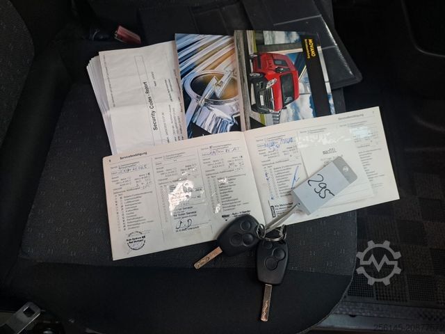 High top van OPEL Movano DoKa 6Sitze 3,5 AHK NaviKlimaTüvServicNeu