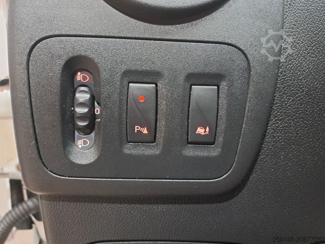 Minibus OPEL Movano DoKa 6Sitze 3,5 AHK NaviKlimaTüvServicNeu