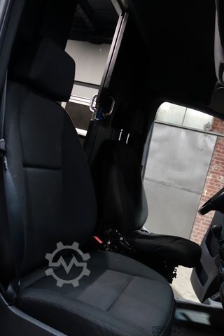 Bestelwagen met verhoogd dak MERCEDES-BENZ Sprinter Kasten 314 L2 Klima Kamera Tüv Euro6