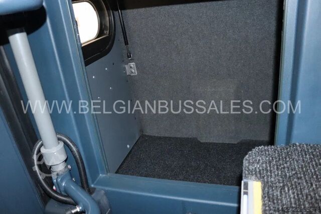 Autobus Neoplan Cityliner C / Euro 6 / Full option