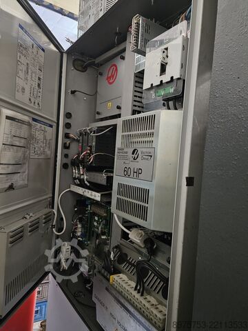 Centro di lavoro verticale Haas VF-3YT/50