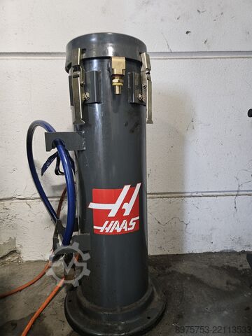 Centro di lavoro verticale Haas VF-3YT/50