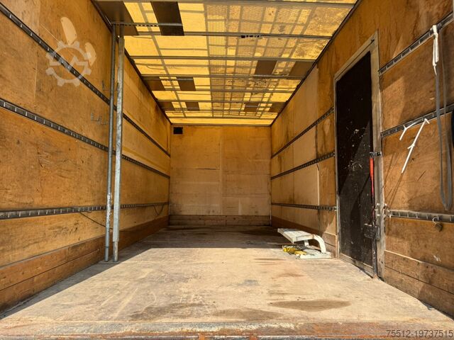 Bőrönd Mercedes-Benz Atego 8.180 / Euro 5 / Tail Lift / Belgium Truck