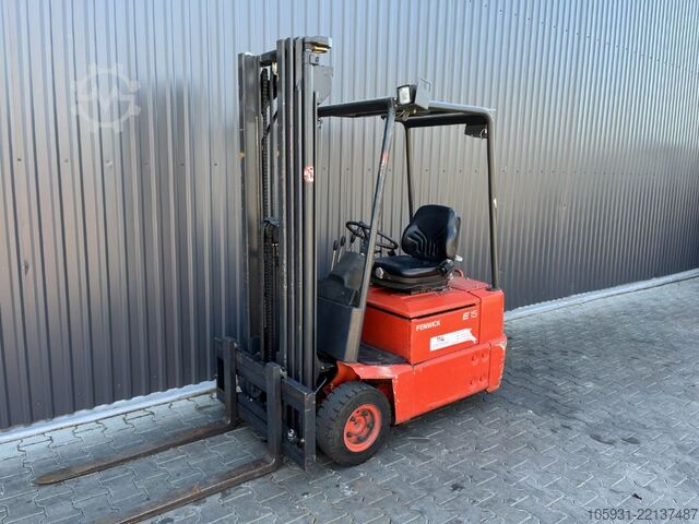 Elektro 3 Rad-Stapler Linde E15