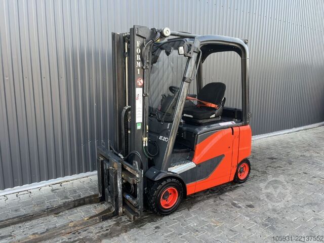 Empilhador eléctrico de 4 rodas Linde E20PH-01