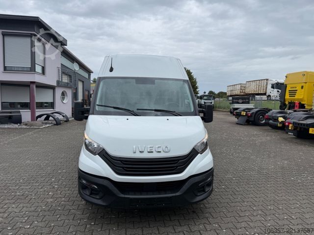 Furgone a tetto alto IVECO Daily 35S16V Klima, PDC,Tacho, AHK, RD 3520mm