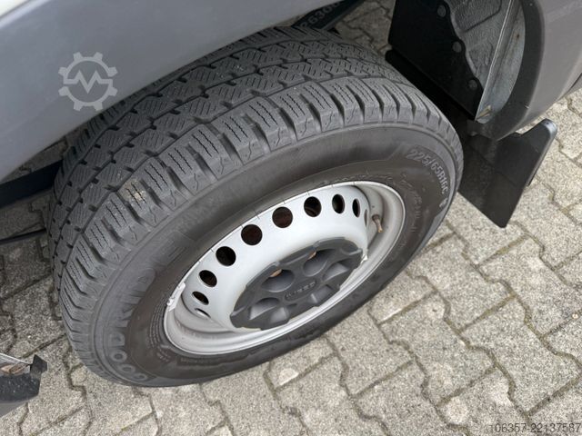 Furgone a tetto alto IVECO Daily 35S16V Klima, PDC,Tacho, AHK, RD 3520mm