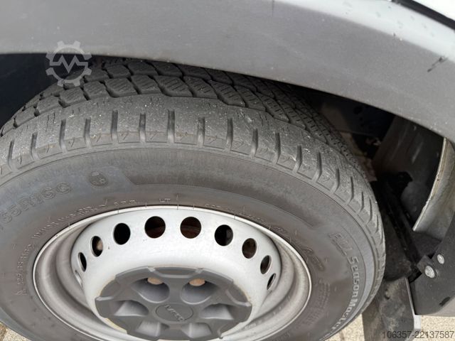 Furgone a tetto alto IVECO Daily 35S16V Klima, PDC,Tacho, AHK, RD 3520mm