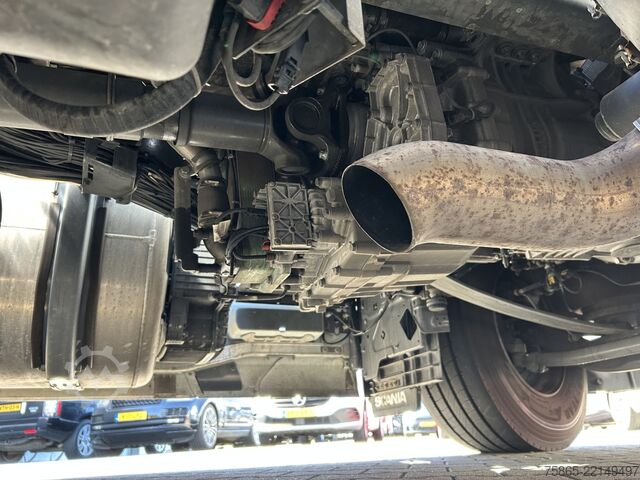 Standard-SZM Scania 590S V8 Highline / Retarder / Leder / Vol Lucht...