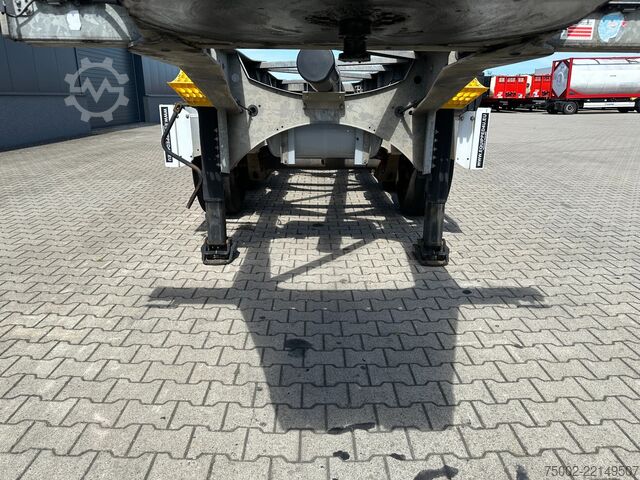 Transportul de containere Van Hool 20FT ADR CHASSIS / EMPTY WEIGHT 3.280kg / SAF D...
