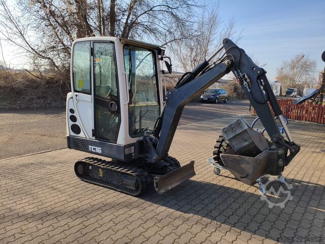 Mini-escavadora Terex TC 16