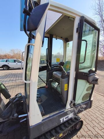 Mini-escavadora Terex TC 16