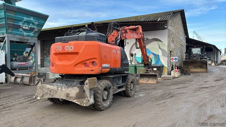 τροχοφόρος εκσκαφέας Hitachi ZX145W-6