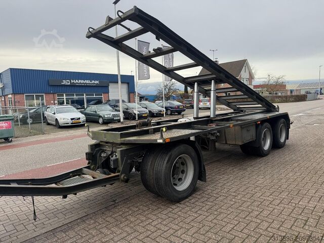 Transport af containere Burg BPA 10 18 Kipper