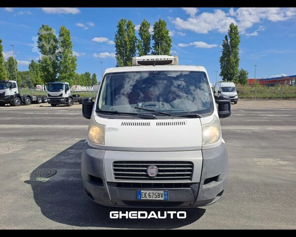 Microbuz FIAT Ducato 250 30 E5 2011 - Ducato 30 CH2 2.0 mjt 115cv vetrato - FRIGO