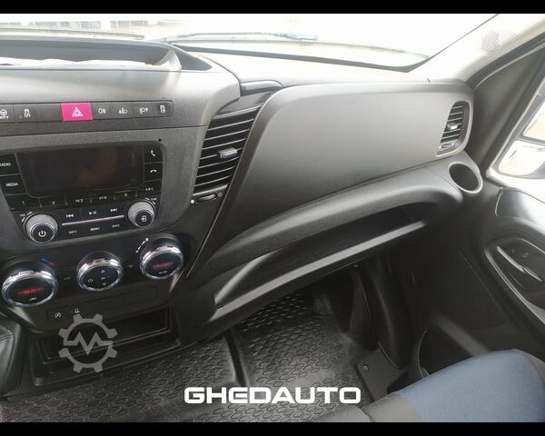 Microbuz IVECO Daily V 35.16 E6 2016 - daily 35 S16 V H3 4100 E6