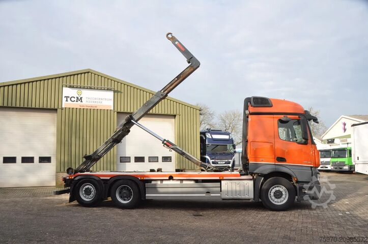 System med krogarm Mercedes-Benz Actros 2845 6X2 HIAB HAAKARM