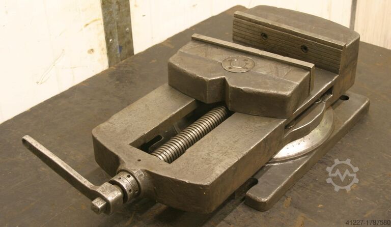 Makine Yardımcısı Stahl Spannweite 300 mm